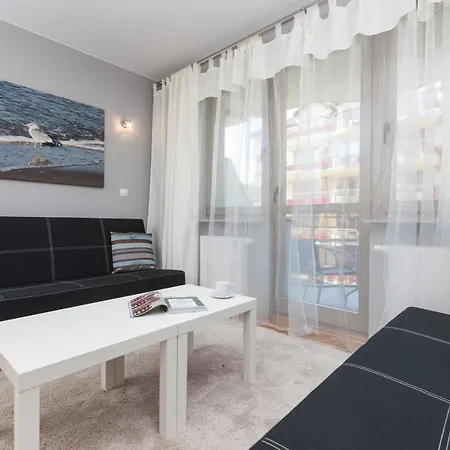 Swinoujscie Fort By Renters Διαμέρισμα *